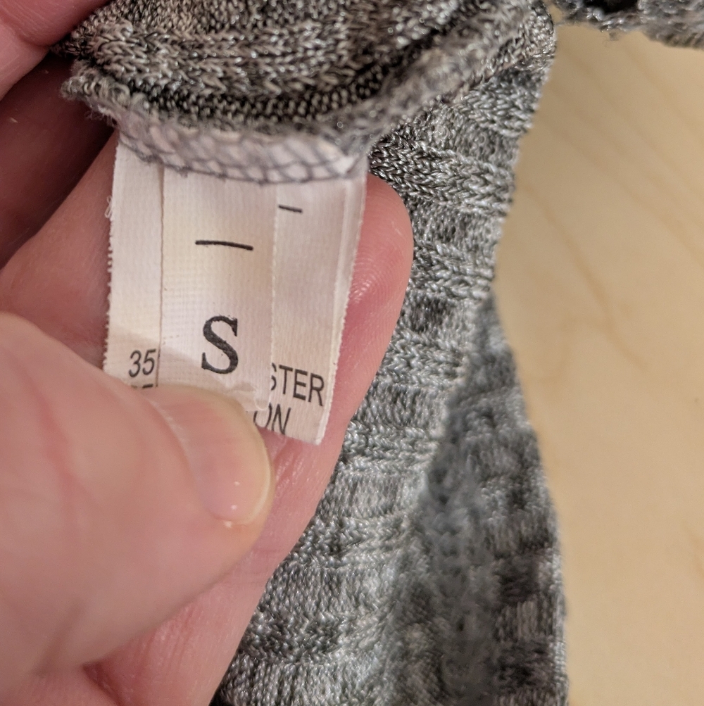 Gray Ribbed Long Sleeve Top - Picture 4 of 4